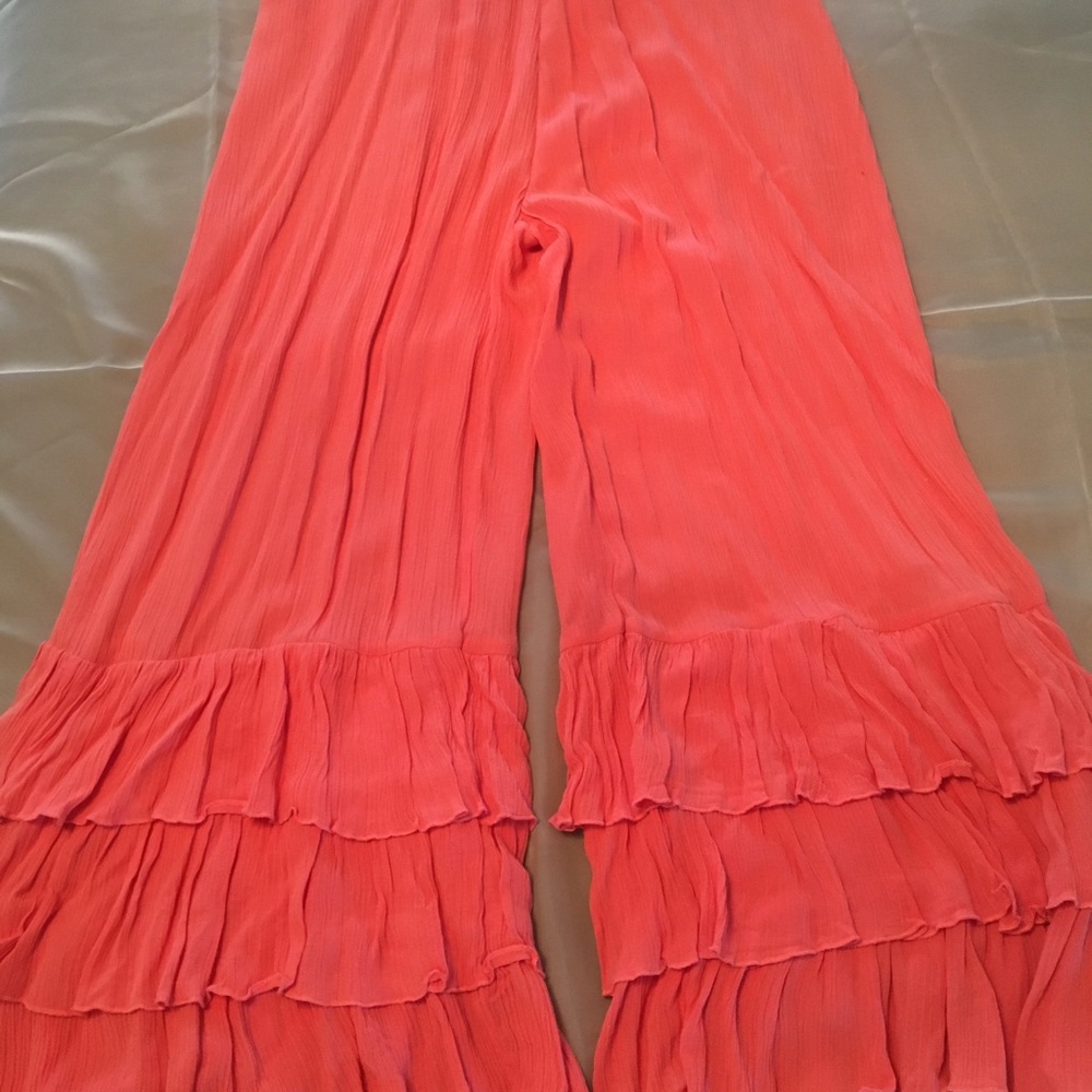 Long ankle length pants with ruffle elastic waist